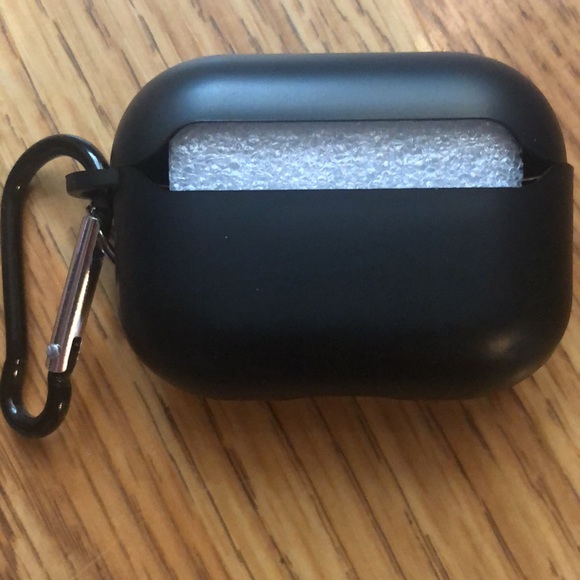 Star , Tear Drop, Smiley Face AirPods Pro Case NWT - Picture 2 of 2